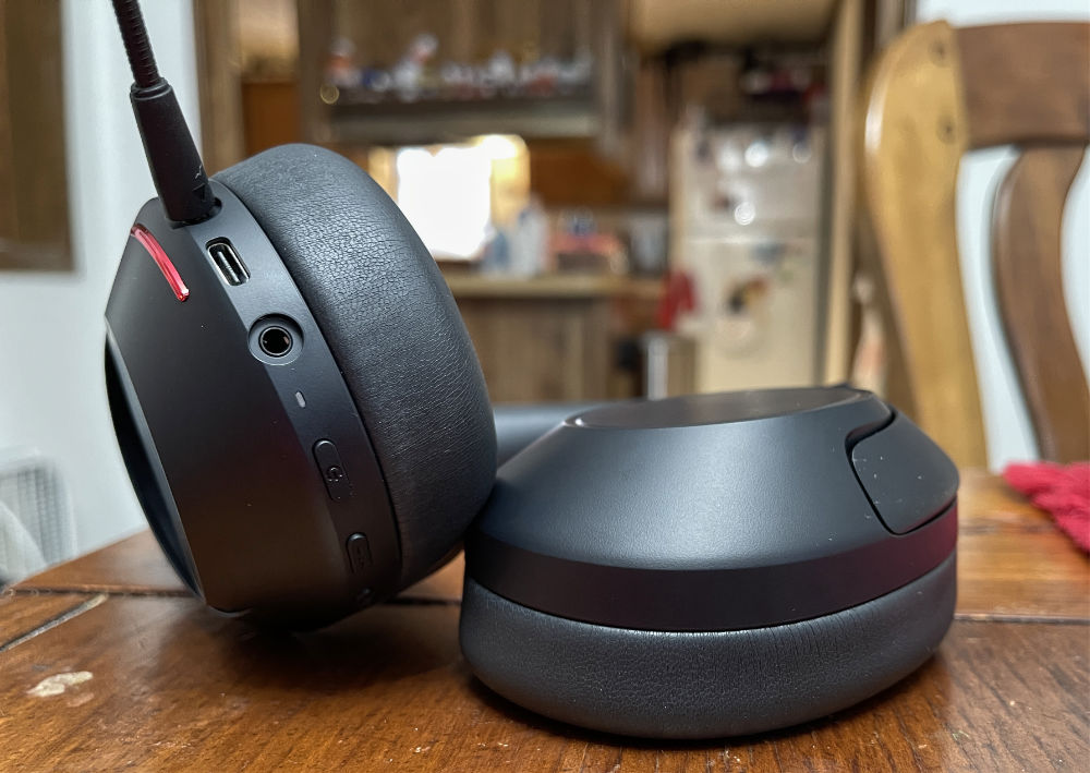 Fifine X3 buttons and mode controls with USB-C